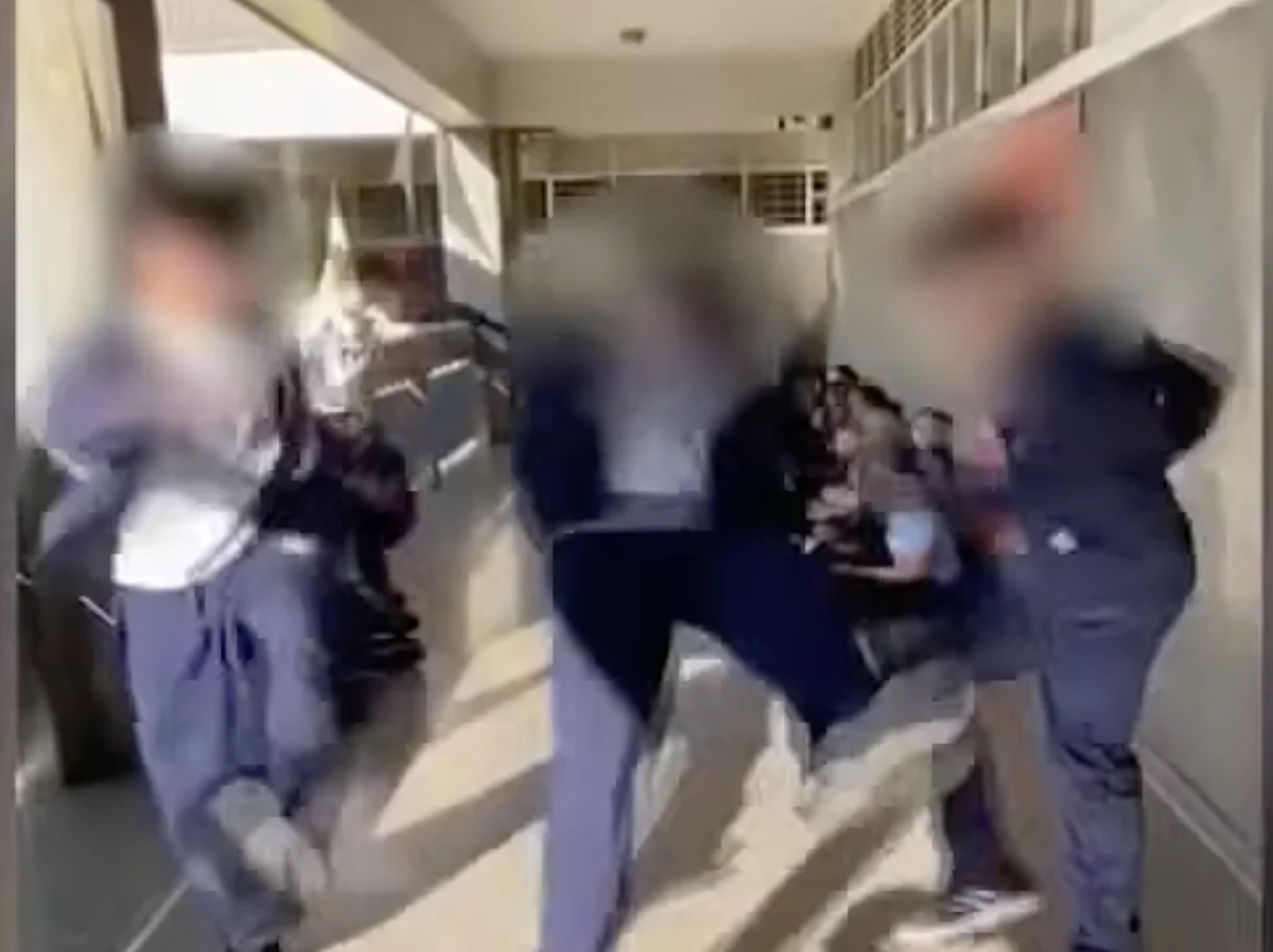 Ebeveynler için Uyarı: 'Boğulma Oyunu', 'Kafatası Kırıcı' Zorlukları Öğrencileri Tehlikeye Atıyor