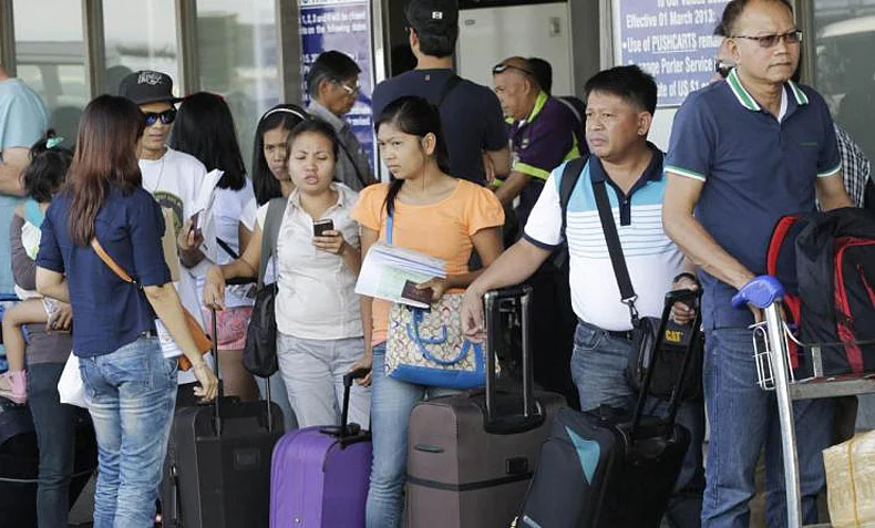 Filipinler, Mali Yükü Hafifletmek için Seyahat Vergisini Kaldırmayı Düşünüyor