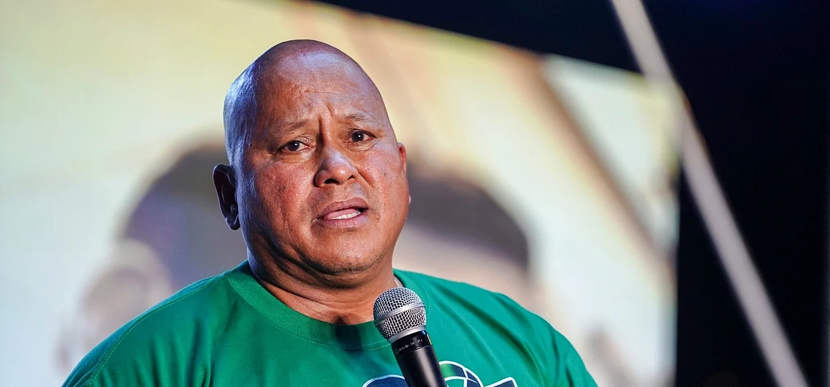 Filipinli Senatör Ronald De La Rosa'nın Saklanmaya Devam Etmesi Bekleniyor
