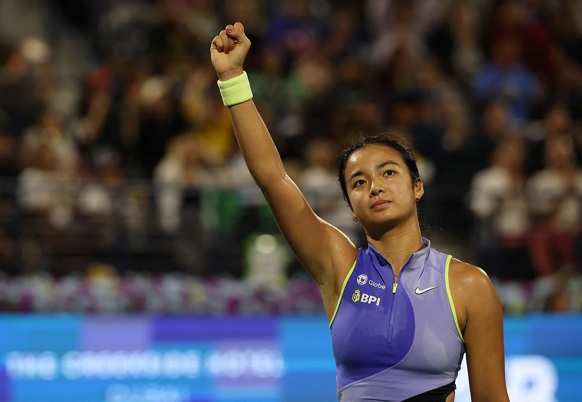 Gülümsemeler, İmzalar ve inanç: Dubai'deki Gauff Gerilemesine Rağmen Eala Kalpleri Kazandı