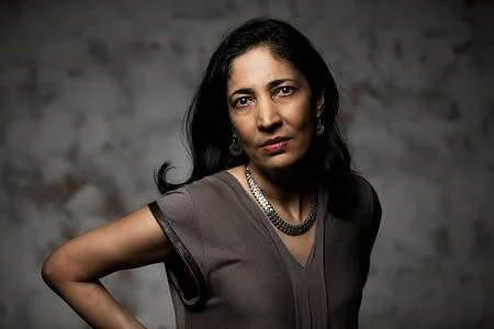 Hint Kökleri, Çocukluğu ve Yalnızlığı: Kiran Desai, Yeni Kitapçı-Kısa Listeye Alınan Romanından Bahsediyor