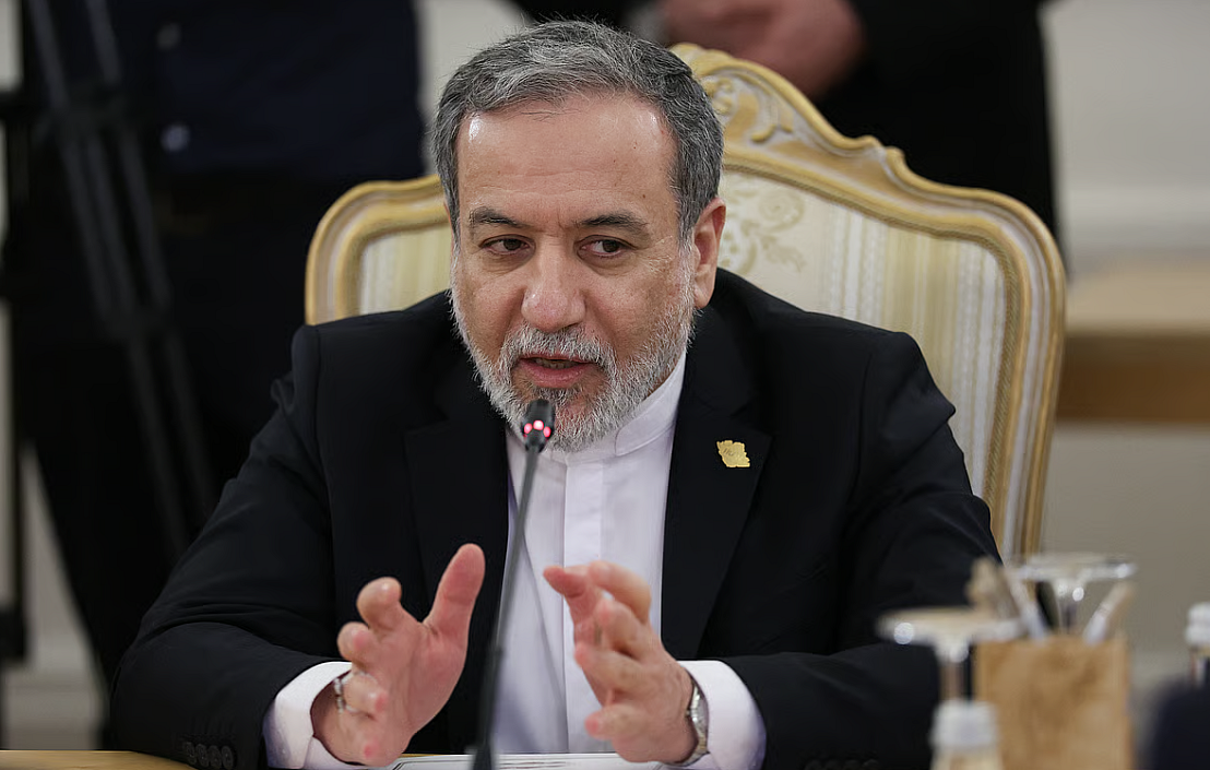 İran Dışişleri Bakanı, ABD'nin Soğukkanlılığına Diplomatik Çözüm için 'İyi Şans' Dedi