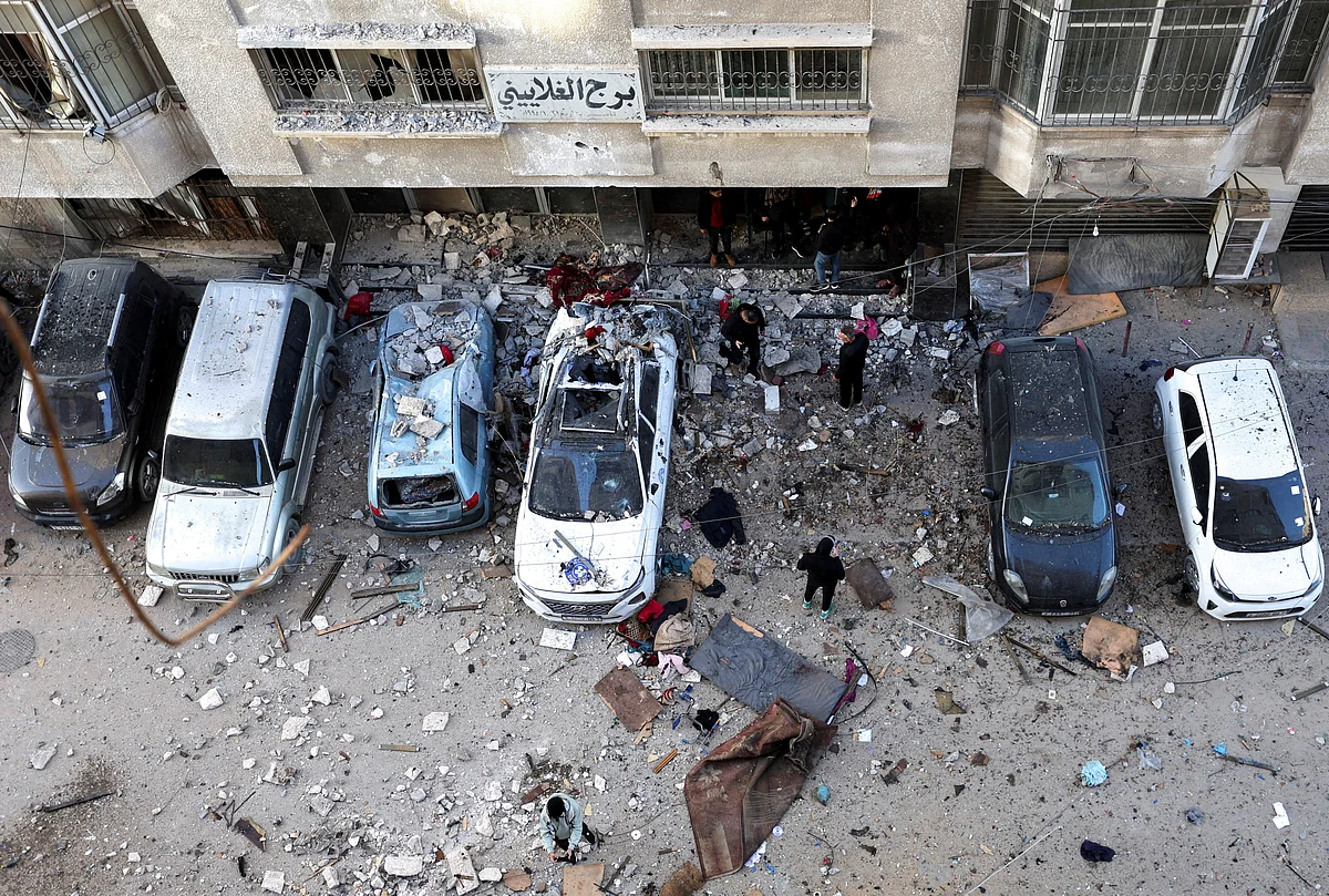 İsrail'in Gazze'deki İhlalleri Barış Planı Çabalarını Engelliyor: BAE, Suudi Arabistan ve Diğer 6 Ülke Uyardı