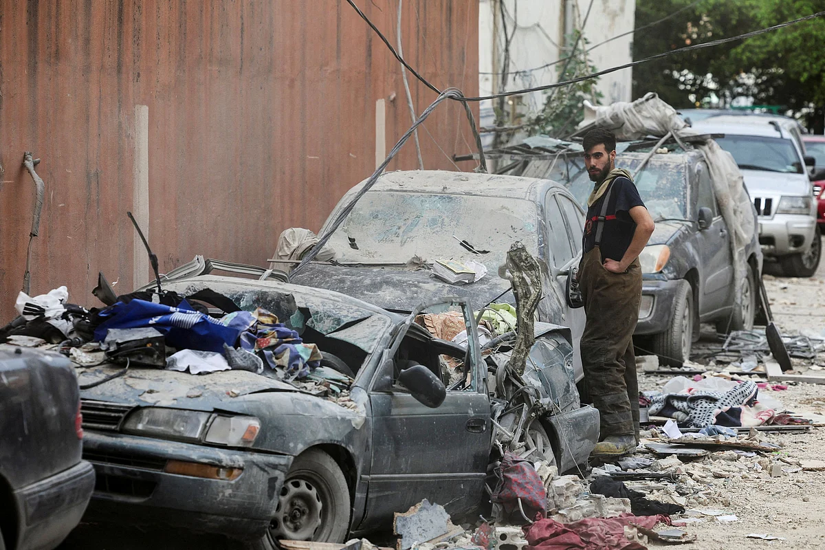 İsrail'in Lübnan'a Düzenlediği Saldırılarda Aralarında Güvenlik Görevlisi ve Çocuğun Da Bulunduğu Dört Kişi Hayatını Kaybetti