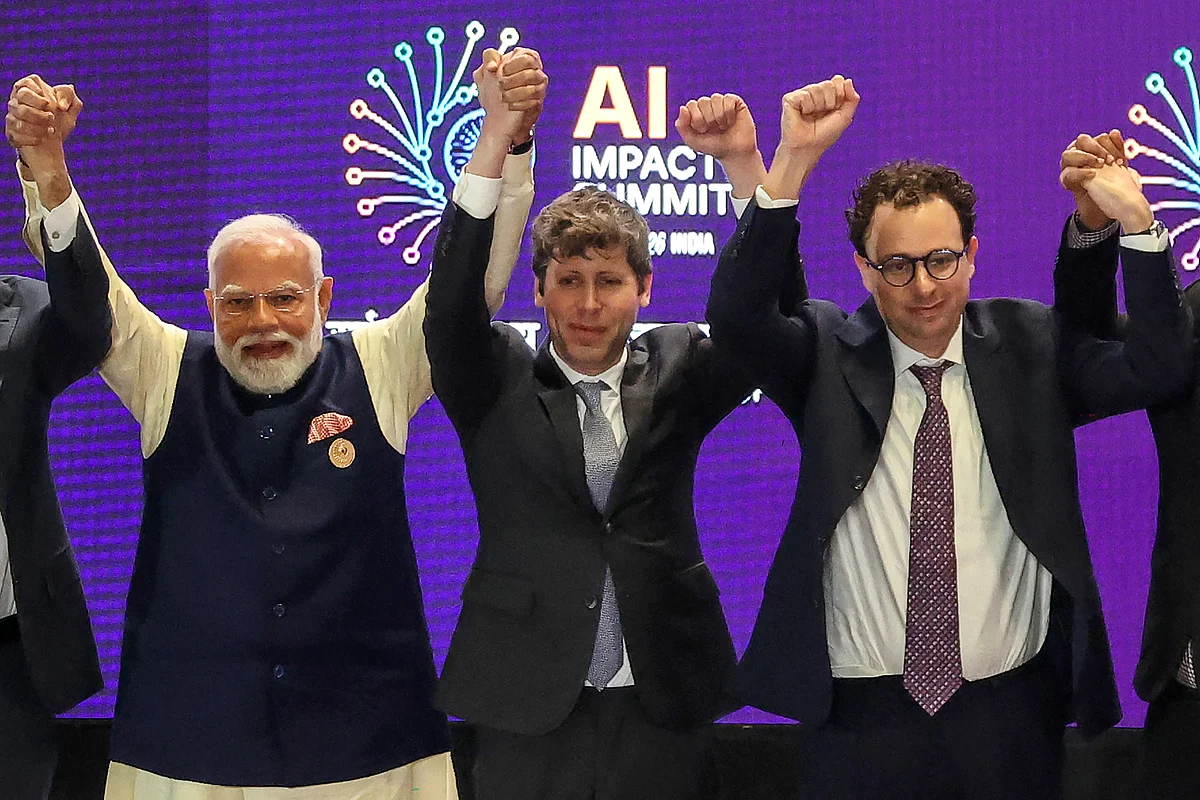 İzle: Altman, Amodei, Modi'nin Zirvedeki Aı Birliği Pozu için El Ele Vermeyi Reddetti