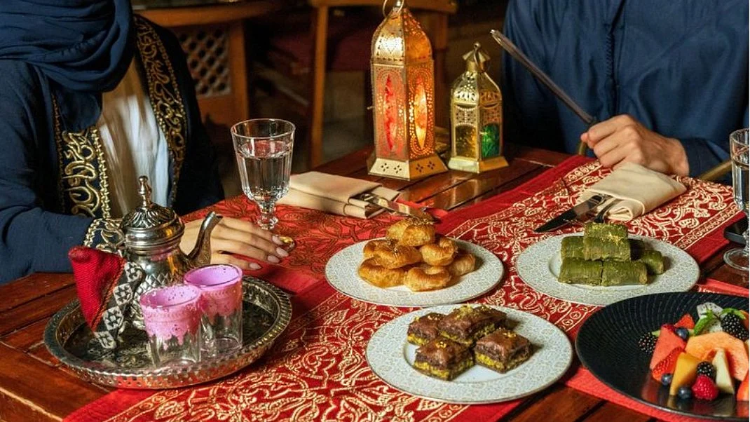 Kesin Ramazan 2026 Seyahat Programınız: BAE'de Ne Yapmalı, Nereye Gitmeli ve Ne Denemelisiniz