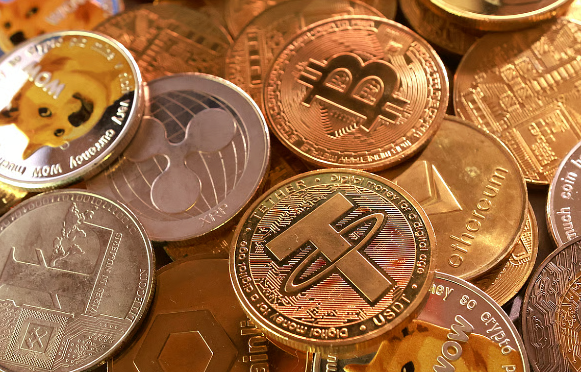 Bitcoin Kripto Piyasa Oynaklığı Belirsizlik Sinyalleri Olarak Trump Dönemi Kazançları Kaybeder   