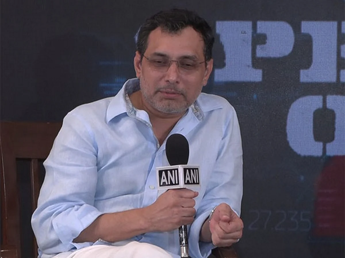 Neeraj Pandey'in 'Ghooskhor Pandat'ı Yeni Başlık Alacak, Fragman Kaldırıldı