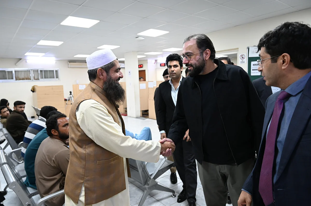 Pakistan, Vatandaşları BAE ve Diğer Ülkelerdeki işler için Yumuşak Beceriler konusunda Eğitecek