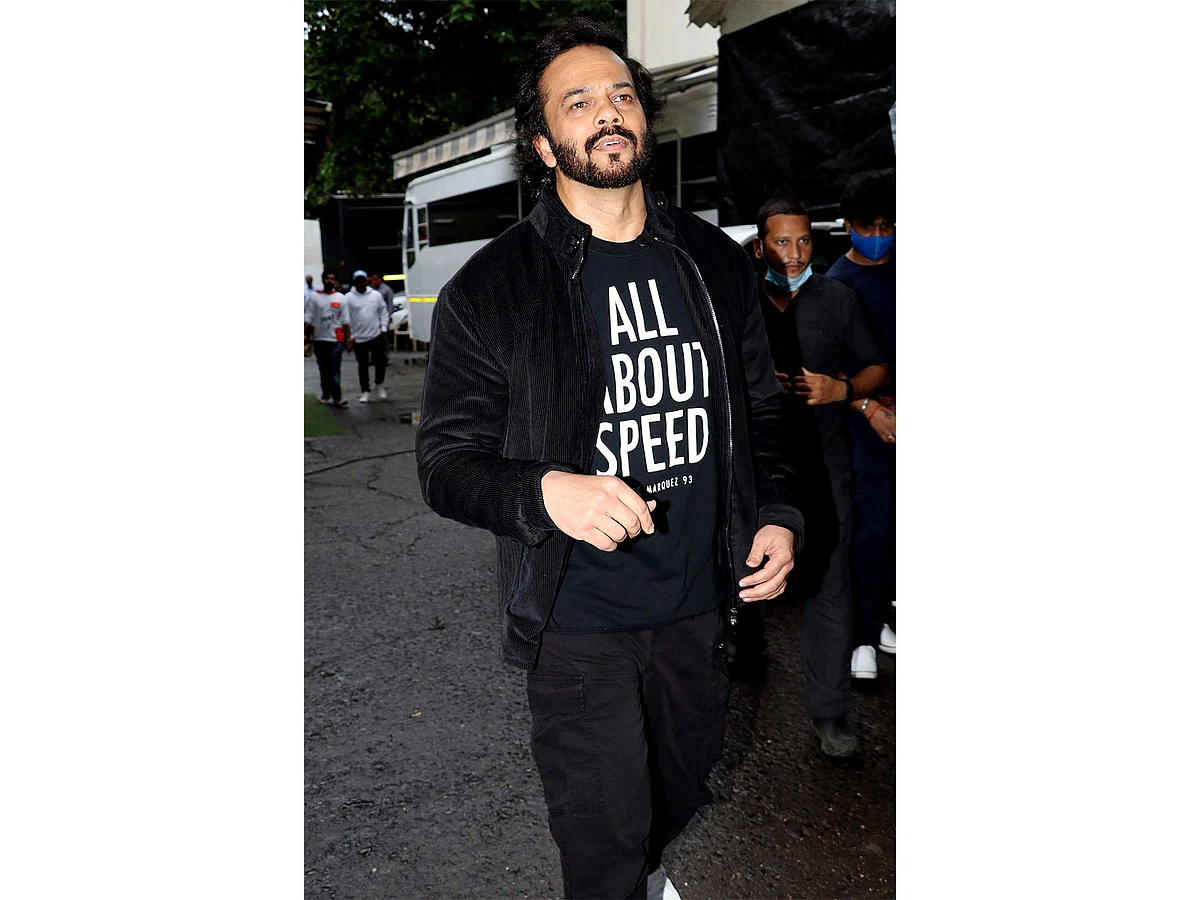 Rohit Shetty'nin İkametgahının Dışında Ateşlenen Ateşler Nedeniyle Beşi Mumbai Polisine Teslim Edildi