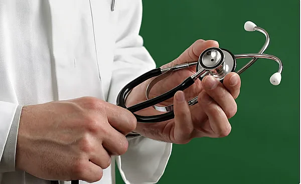 Suudi Sağlık Otoritesi, 'Yanıltıcı İddialarla' Viral Video için Doktoru Çağırdı
