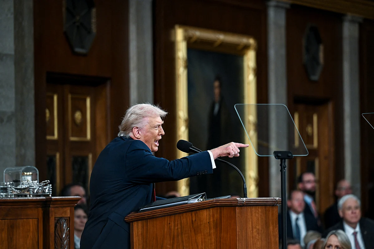 Trump, İran'ın Bizi Vurabilecek Füzeler Üzerinde Çalıştığını İddia Ediyor, Diplomasiyi Tercih Ettiğini Söylüyor