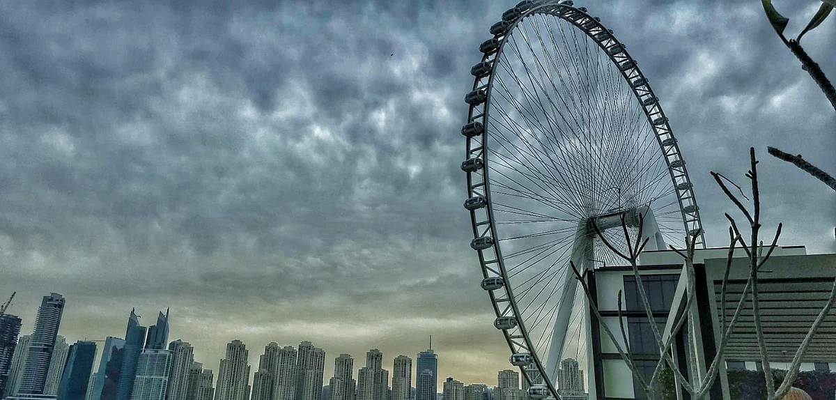 Yarın BAE Hava Durumu: Parçalı Bulutlu Gökyüzü; Dubai Sıcaklıkları 15ºc'ye Düşecek
